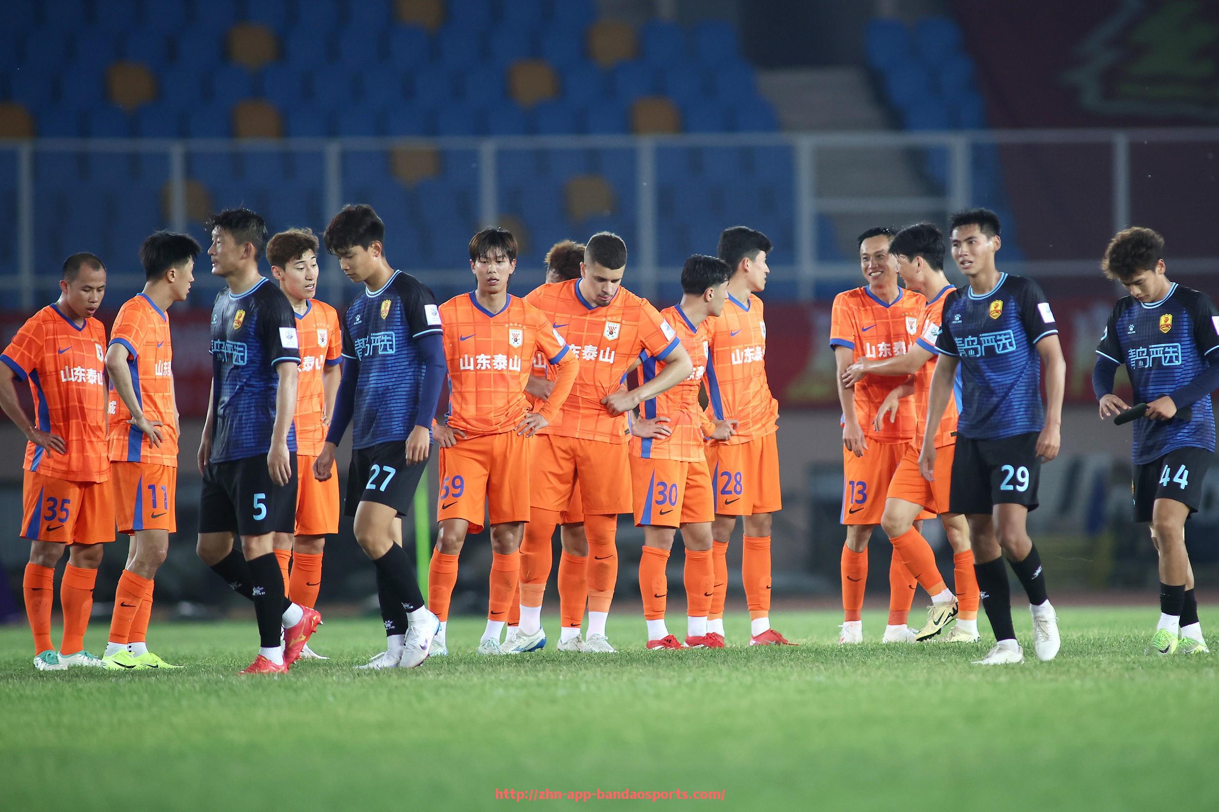 半岛体育app-世俱杯历史对决全纪录，经典战役一览无余